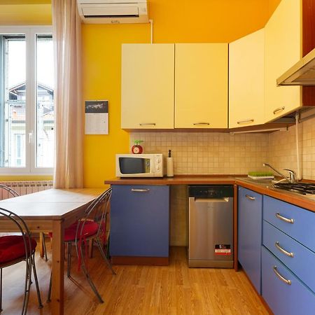 Milano Viale Umbria Colorful Apartment Esterno foto