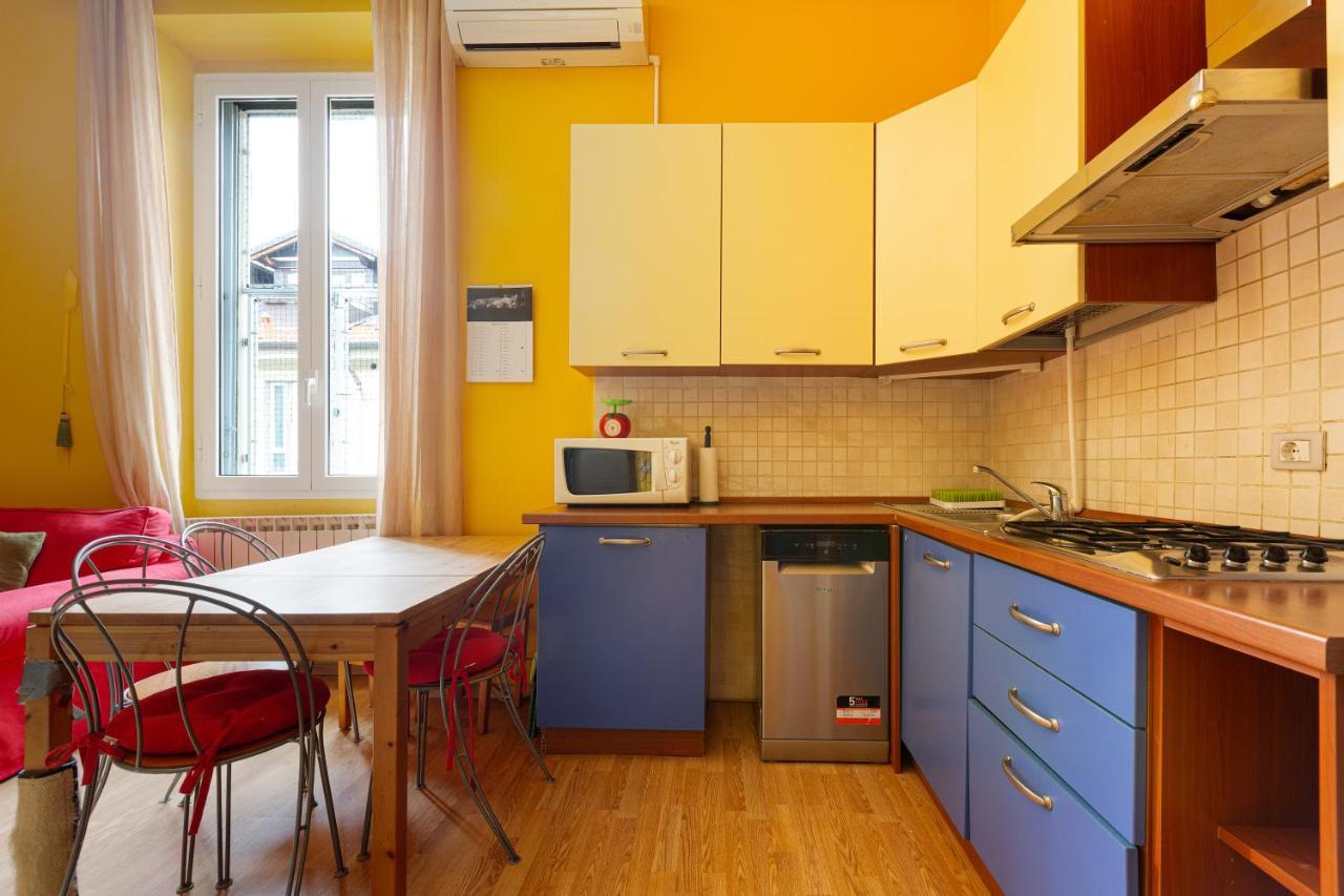 Milano Viale Umbria Colorful Apartment Esterno foto