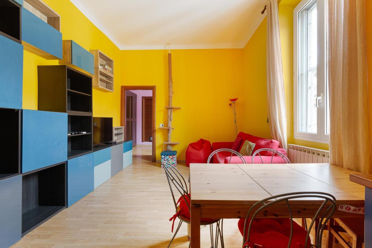 Milano Viale Umbria Colorful Apartment Esterno foto